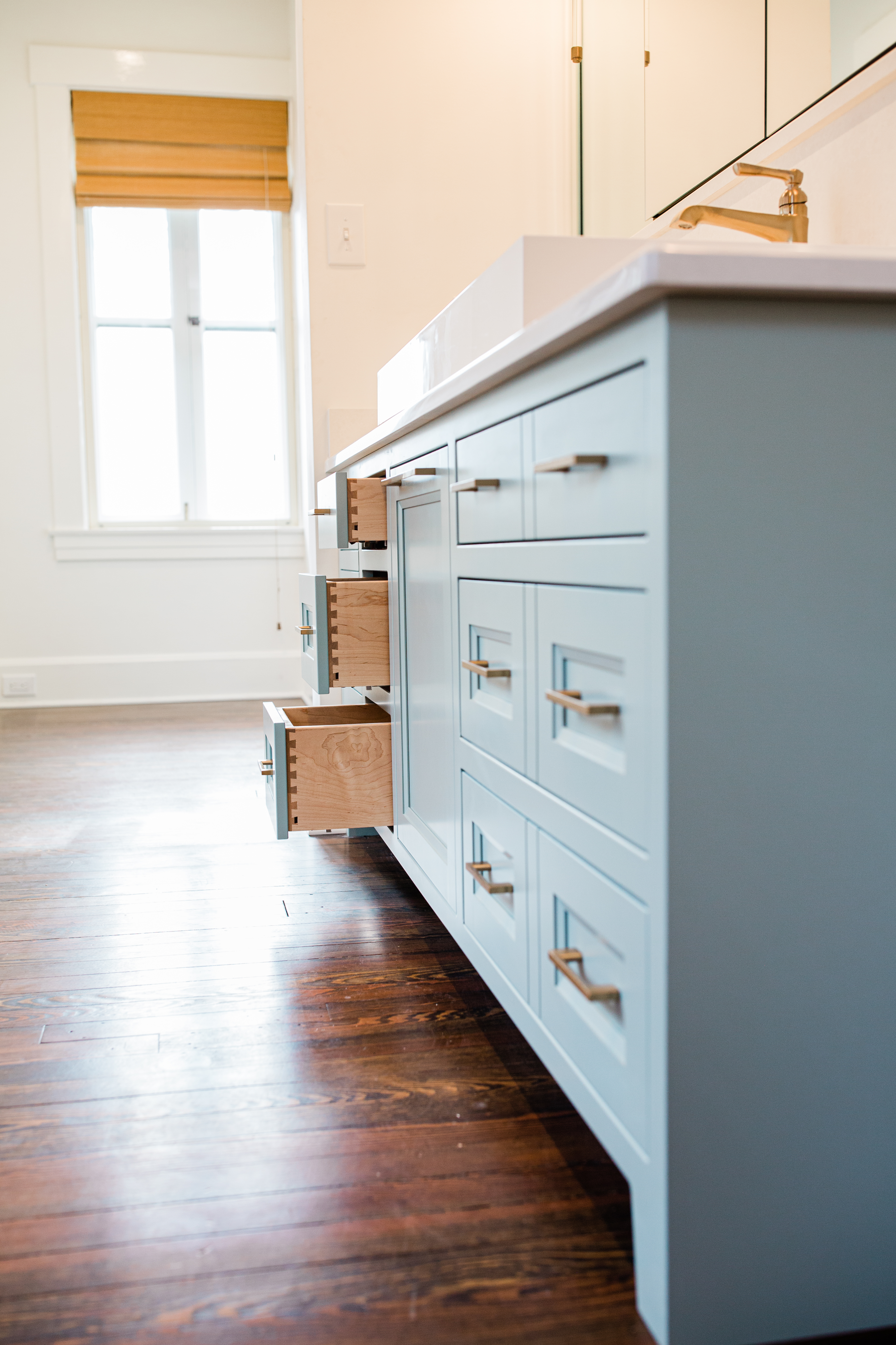 bathroom drawers